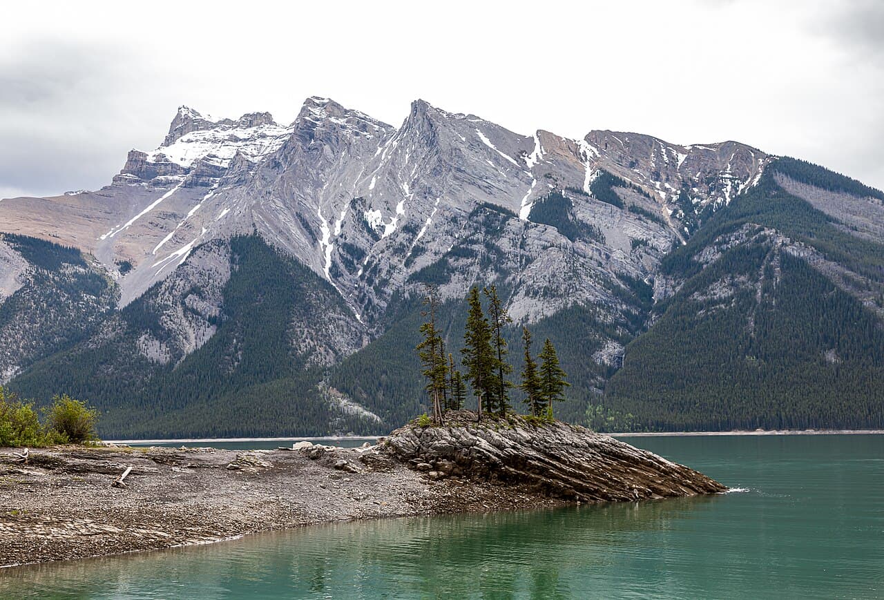 Koningsdam — Rocky Mountaineer from Banff to Vancouver & Alaska Inside Passage from Vancouver
