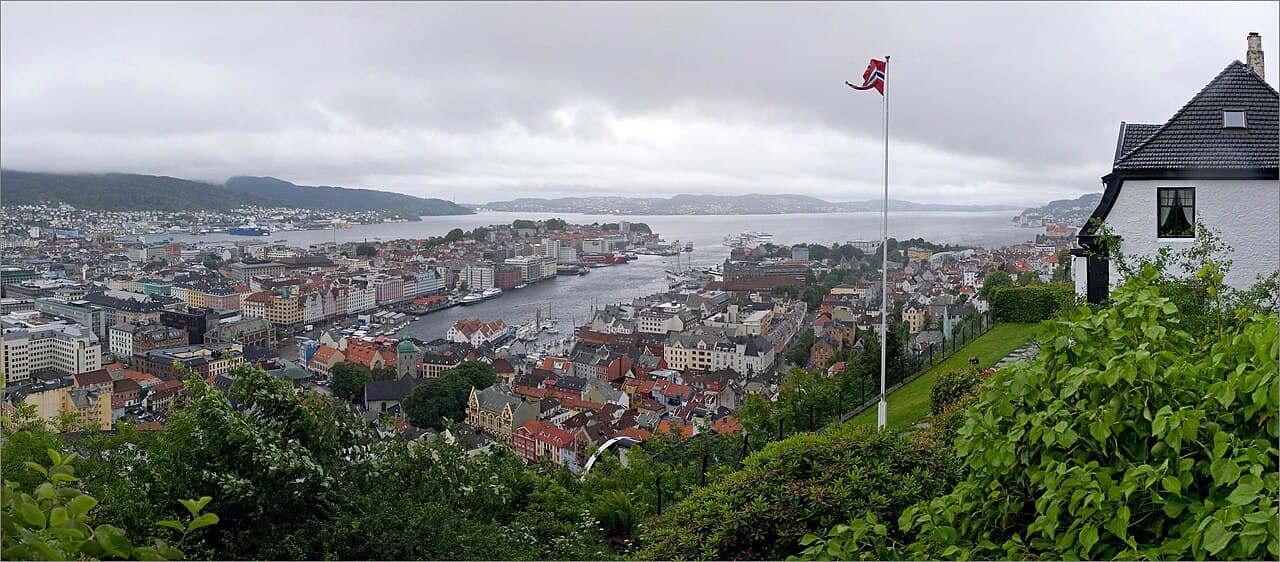 MS Kong Harald — Viking Capital to the West Fjords