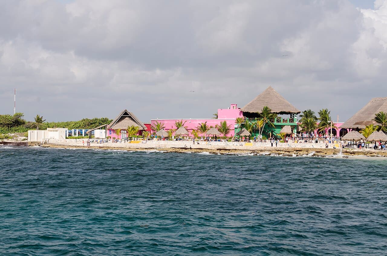 Norwegian Viva — Caribbean: Harvest Caye, Cozumel & Roatan
