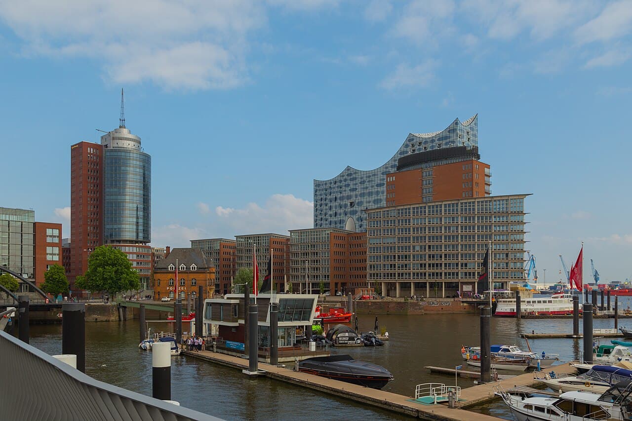 Norwegian Jewel — Northern Europe from Helsinki with Stay