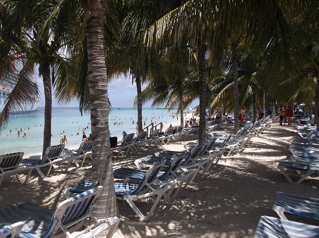 Zuiderdam — Eastern & Western Caribbean from Miami with 1-night Stay