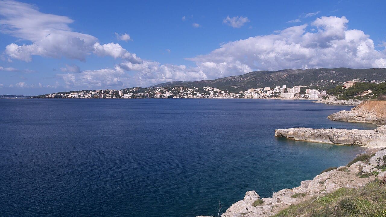 Valiant Lady — FREE Balcony Upgrade! Moroccan Marvels & Mediterranean Wonders with Barcelona stay