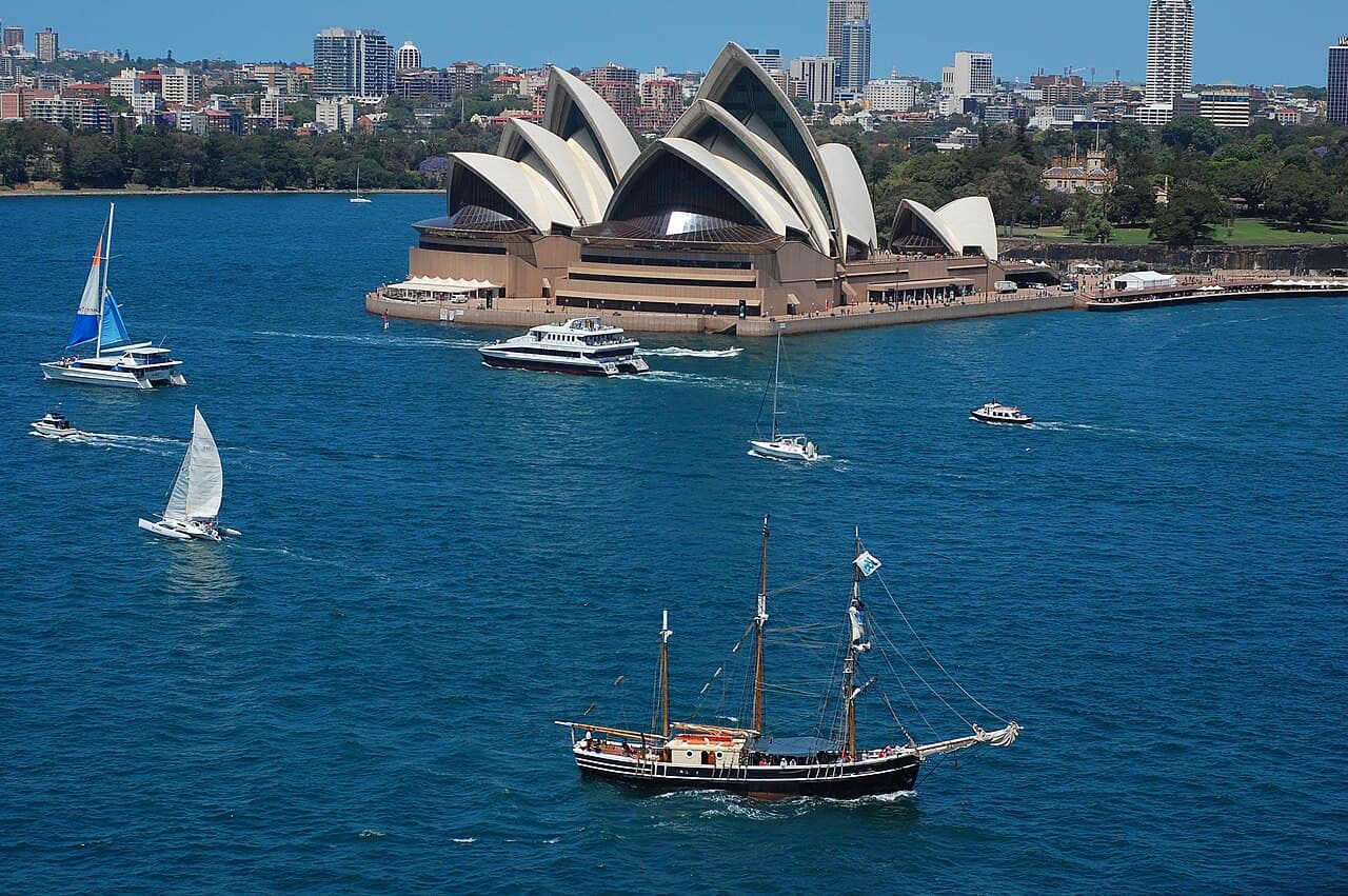 Anthem of the Seas — 4-night Sydney & 9-night South Pacific Paradise