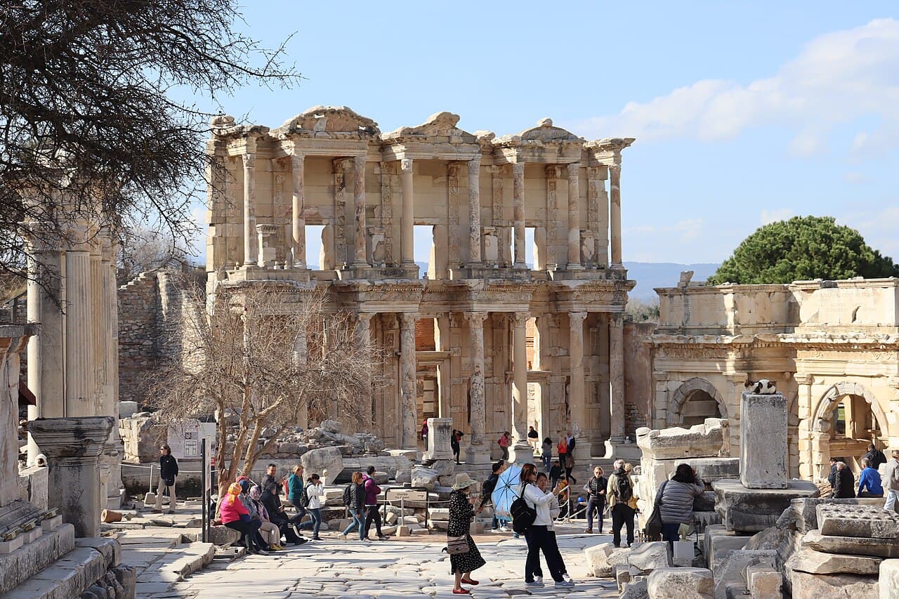 Wind Star — Treasures of the Greek Isles from Athens with 3-night Stay & The Acropolis Private Tour