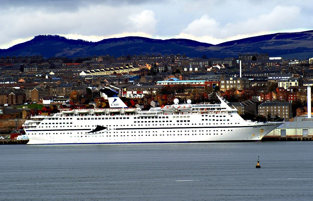 Dundee cruise port
