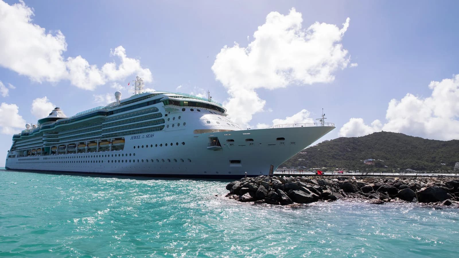 Jewel of the Seas cruise ship
