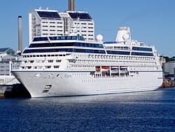 Oceania Sonata cruise ship