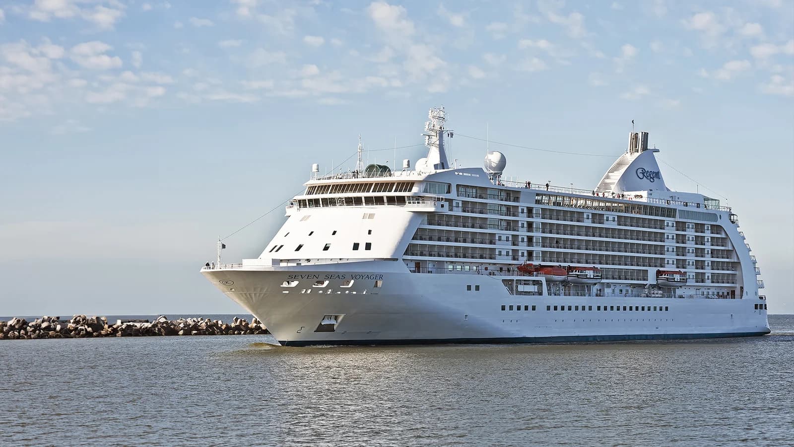 Seven Seas Voyager cruise ship